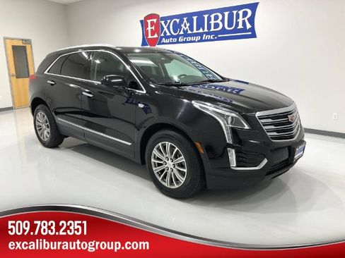 Used 2017 Cadillac XT5 Luxury FWD image 1