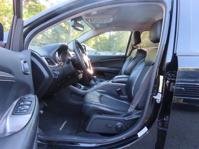 Used 2015 Dodge Journey Crossroad w/ Flexible Seating Group FWD image 19