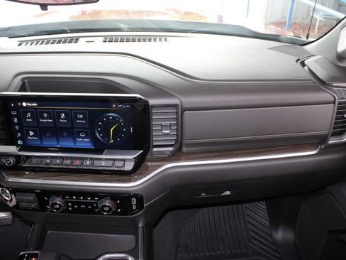 Used 2026 Chevrolet Silverado 1500 RST w/ Z71 Off-Road Package AWD/4WD image 23