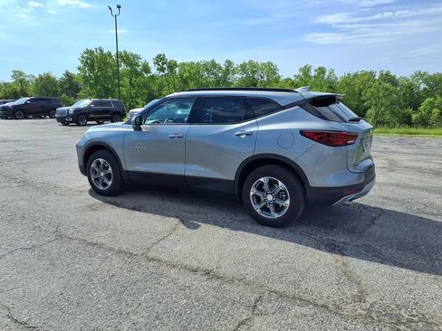Used 2024 Chevrolet Blazer LT w/ Convenience Package FWD image 8