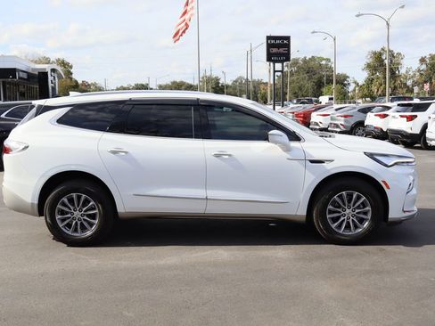 Certified 2023 Buick Enclave Premium image 9