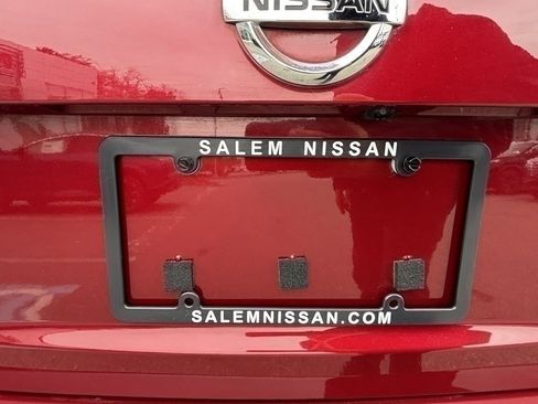 Used 2022 Nissan Rogue Sport SL w/ Premium Package image 21