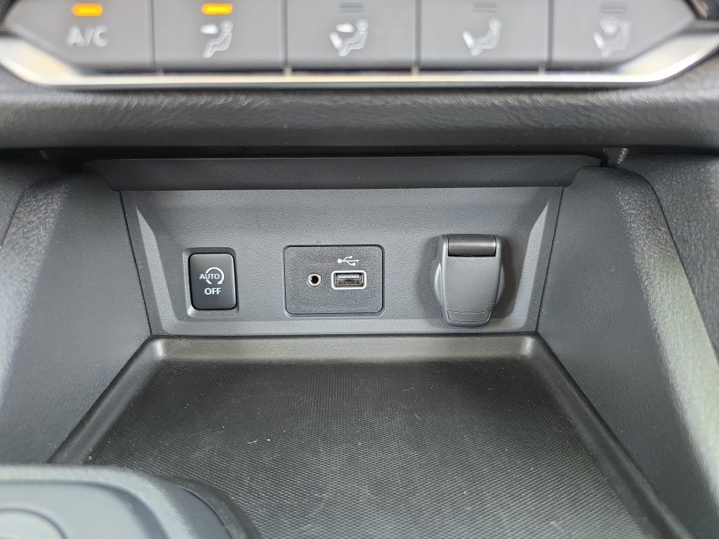 Used 2025 Nissan Sentra S FWD image 16