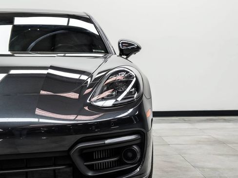 Used 2023 Porsche Panamera 4 Platinum Edition AWD/4WD image 8