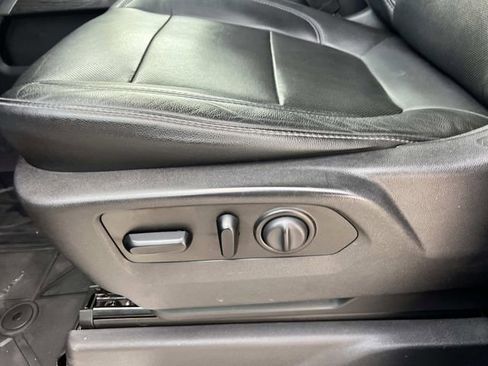 Used 2019 Chevrolet Silverado 1500 LTZ w/ LTZ Plus Package image 21