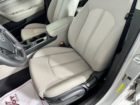 Used 2016 Hyundai Sonata SE image 32