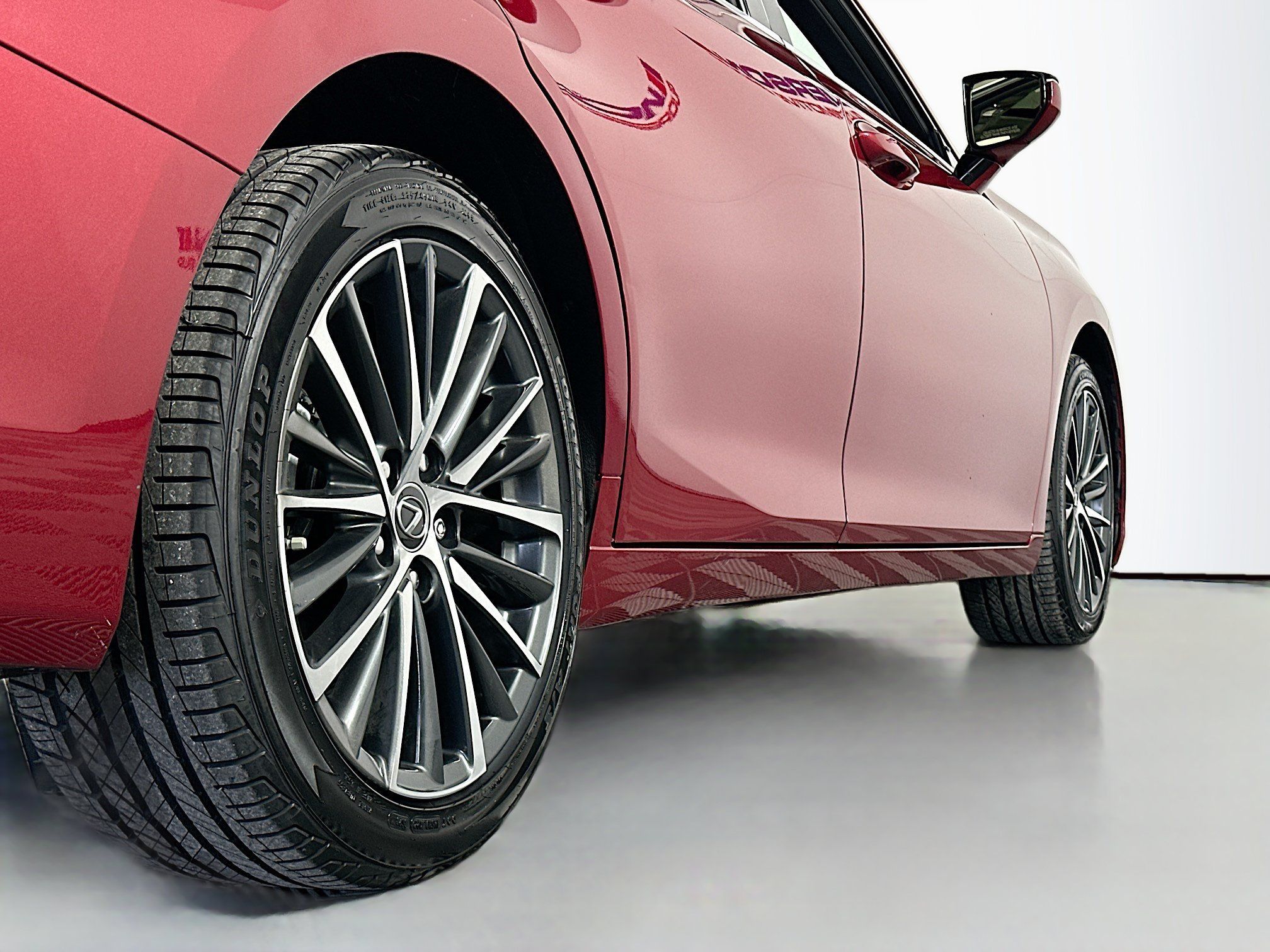 Used 2022 Lexus ES 250 w/ Premium Package AWD/4WD image 15