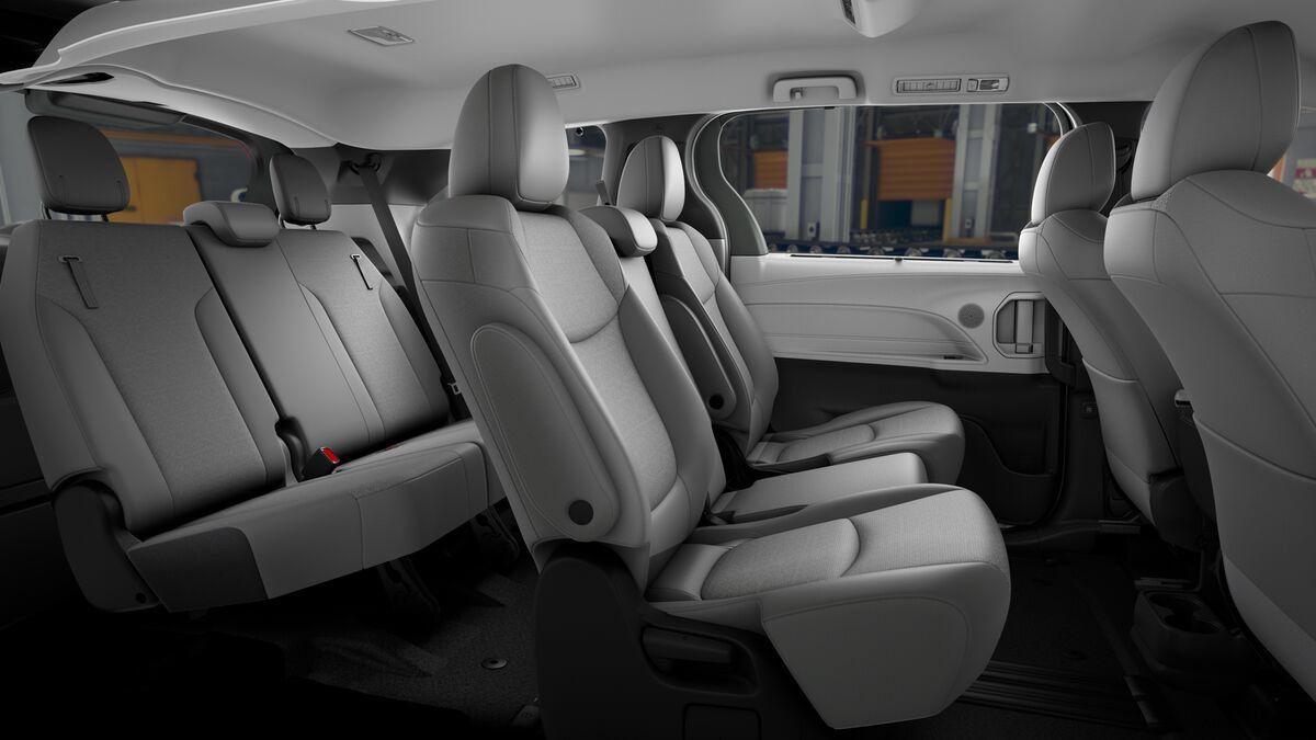 New 2026 Toyota Sienna LE AWD/4WD image 21