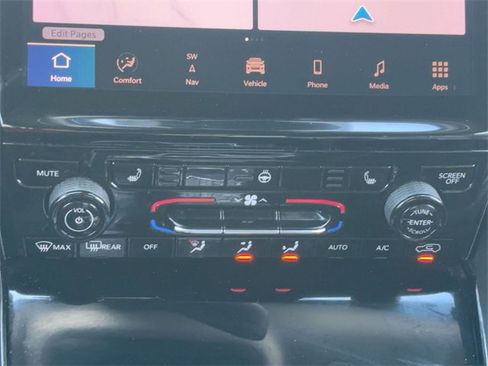 Used 2023 Jeep Grand Cherokee L Limited image 21