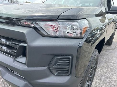 New 2026 Chevrolet Colorado W/T AWD/4WD image 9