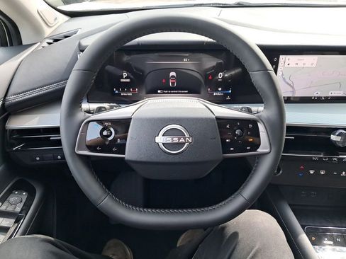 New 2025 Nissan Murano SL image 14