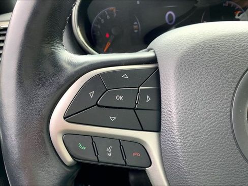 Used 2020 Jeep Grand Cherokee Limited AWD/4WD image 17