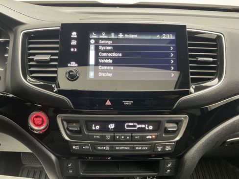 Used 2022 Honda Passport Elite image 14