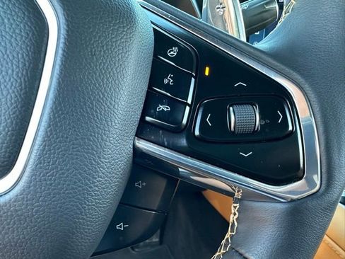 Used 2024 Chevrolet Corvette Stingray Preferred Cpe w/ 2LT image 24