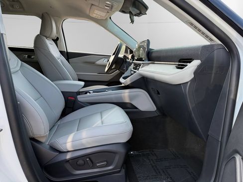 New 2026 Ford Explorer Active w/ Active Comfort Package RWD image 15