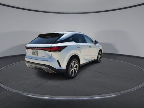 Used 2026 Lexus RX 350 Premium w/ Accessory Package (Z1) FWD image 8