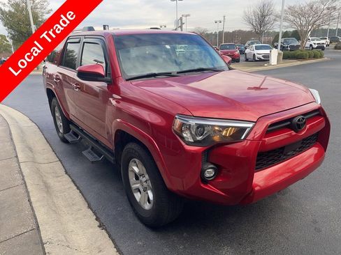 Used 2021 Toyota 4Runner SR5 image 3