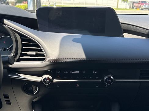 New 2026 MAZDA MAZDA3 2.5 S Sedan w/ Preferred Pkg FWD image 18