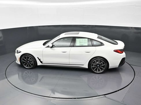 New 2026 BMW i4 eDrive40 w/ M Sport Package RWD image 24