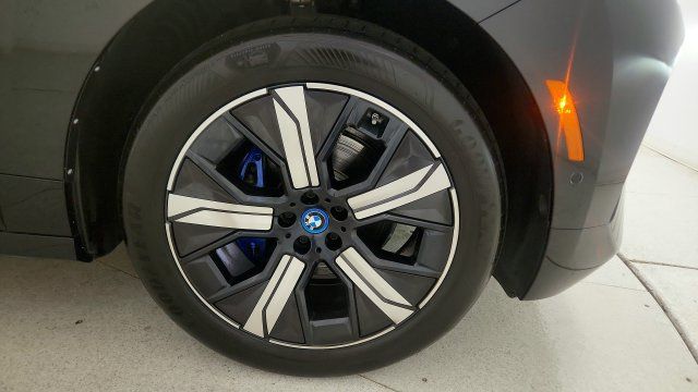 Used 2024 BMW iX xDrive50 w/ Premium Package AWD/4WD image 76