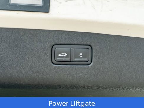 Used 2025 Genesis GV70 2.5T image 11