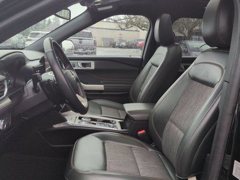 Used 2022 Ford Explorer Timberline w/ Timberline Technology Package AWD/4WD image 13