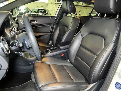 Used 2018 Mercedes-Benz GLA 250 4MATIC image 24