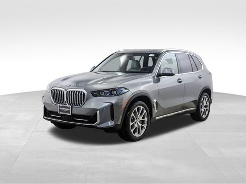 New 2026 BMW X5 xDrive40i w/ Executive Package image 1