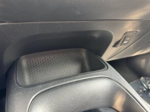 Certified 2023 Toyota Corolla SE FWD image 24