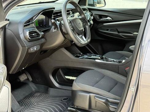 Used 2023 Chevrolet Bolt EUV LT w/ Driver Confidence Package image 6