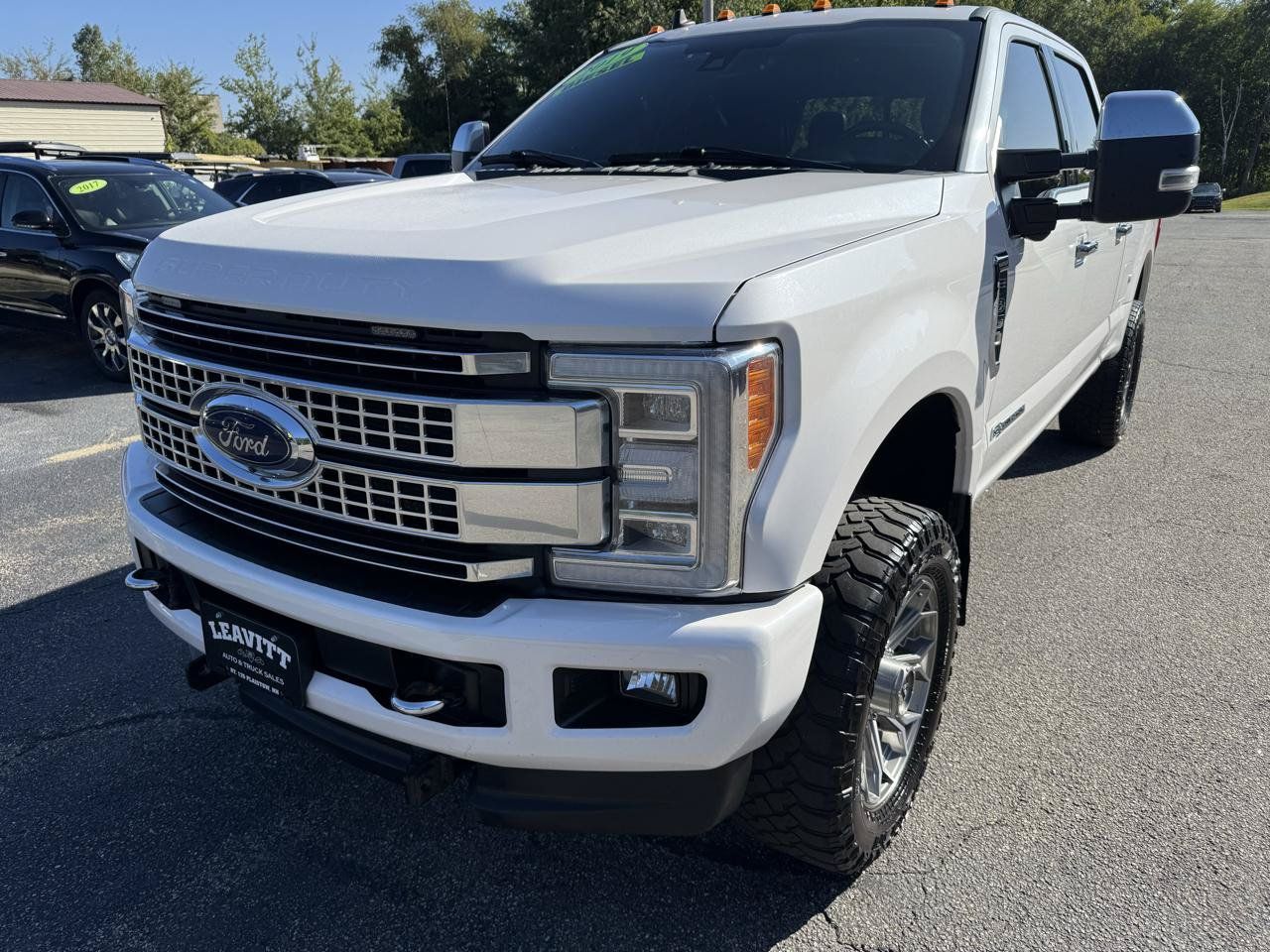 Used 2019 Ford F350 Platinum w/ Platinum Ultimate Package AWD/4WD image 4