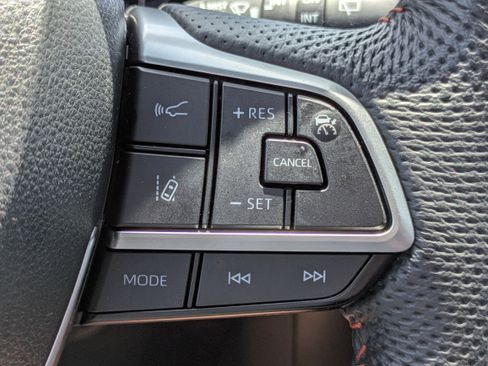 Certified 2023 Toyota Sienna XSE image 21