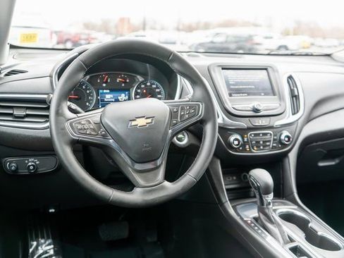 Used 2023 Chevrolet Equinox LT image 14
