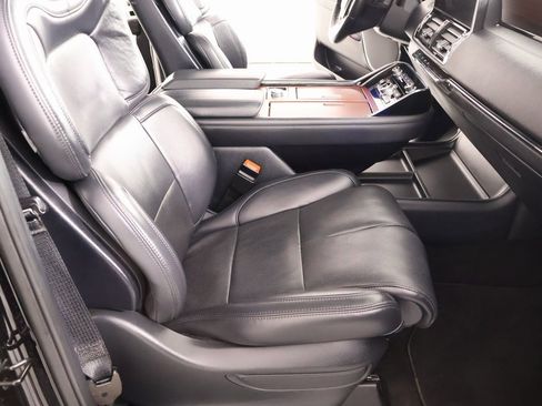 Certified 2024 Lincoln Navigator Reserve image 15