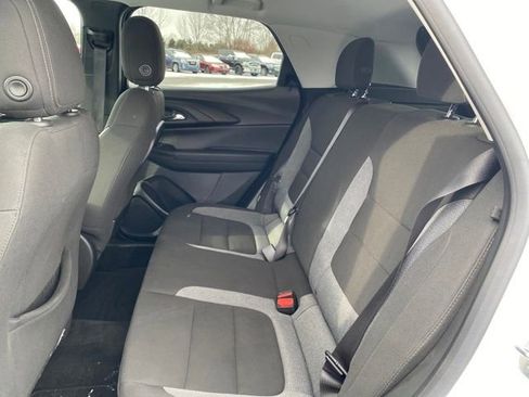 Used 2023 Chevrolet TrailBlazer LT w/ Convenience Package image 17