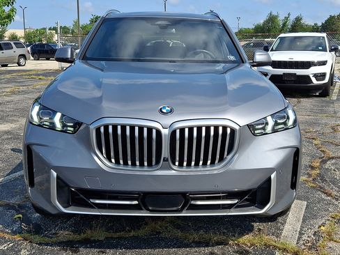 Used 2026 BMW X5 xDrive40i AWD/4WD image 8
