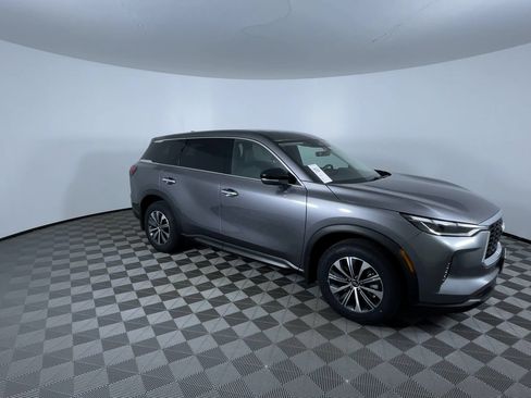 Used 2023 INFINITI QX60 Pure AWD/4WD image 2
