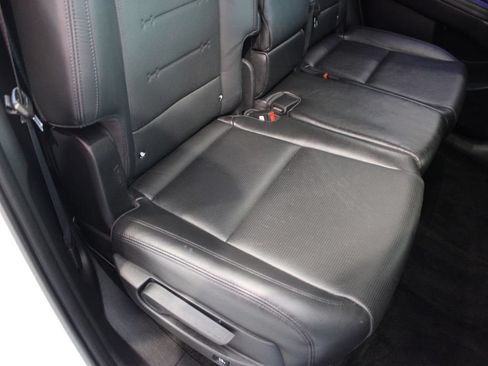 Used 2025 Hyundai Santa Fe Limited AWD/4WD image 25