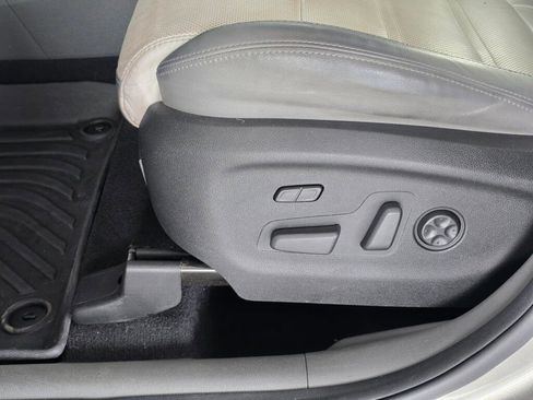 Used 2019 Kia Sorento SX FWD image 24