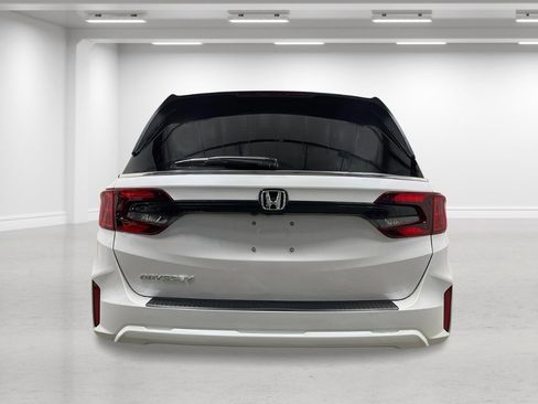 New 2026 Honda Odyssey EX-L image 4