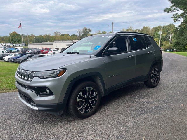 Used 2022 Jeep Compass Limited AWD/4WD image 7