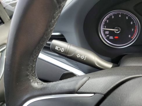 Used 2019 Buick Enclave Essence w/ LPO, Sport Appearance Package image 17