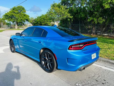 Used 2023 Dodge Charger R/T w/ Blacktop Package RWD image 3
