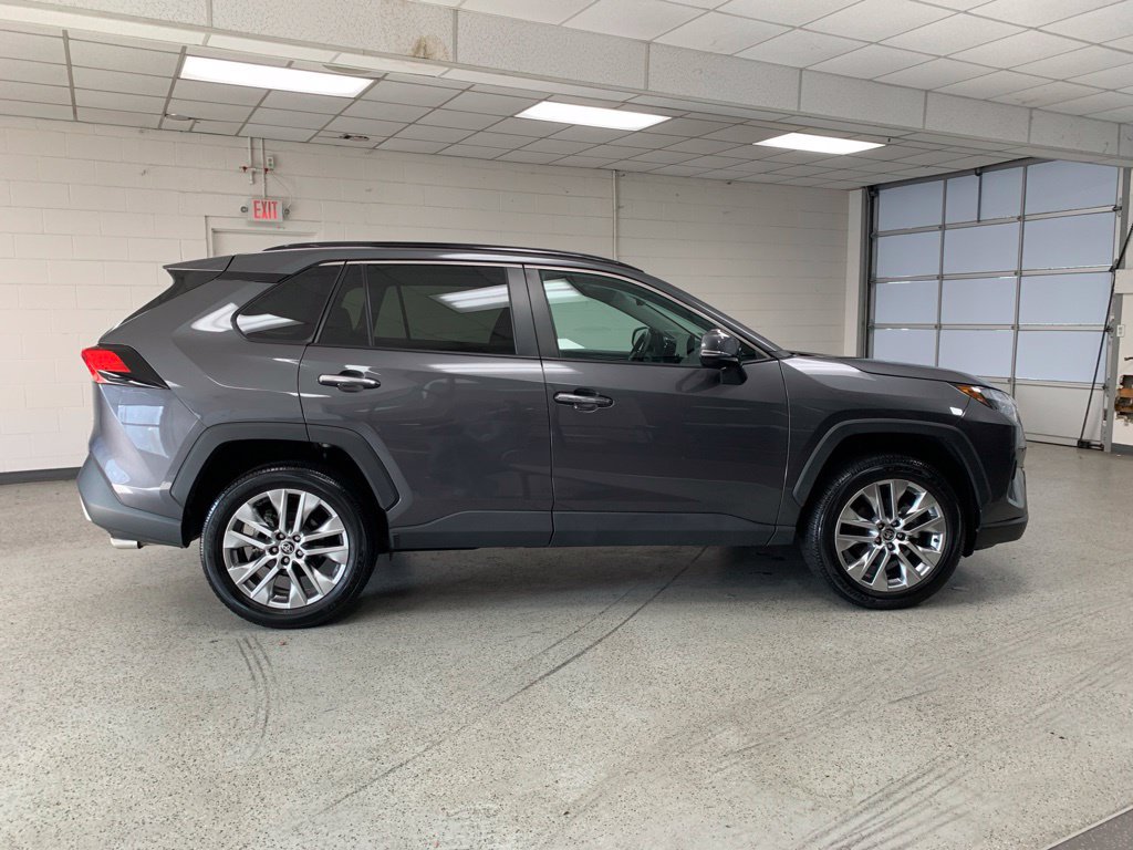 Used 2024 Toyota RAV4 Limited FWD image 7