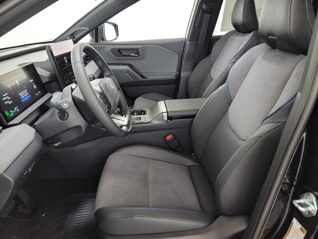 New 2026 Toyota RAV4 XSE w/ Panoramic Sun Roof Package AWD/4WD image 12