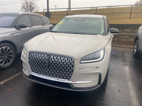 Used 2023 Lincoln Corsair FWD image 10