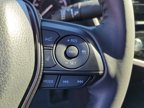 Used 2024 Toyota Camry SE image 24