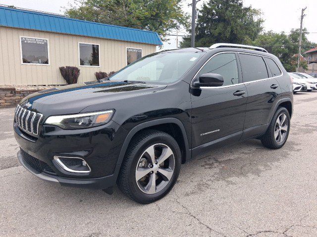 Used 2019 Jeep Cherokee Limited w/ Luxury Group AWD/4WD image 9
