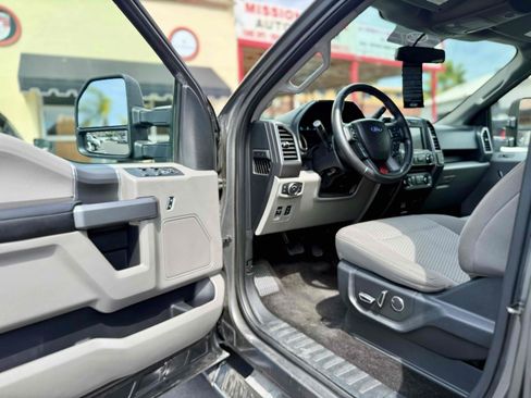 Used 2018 Ford F150 XLT w/ Equipment Group 302A Luxury RWD image 21