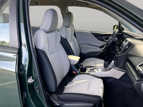 Used 2022 Subaru Forester AWD/4WD image 9